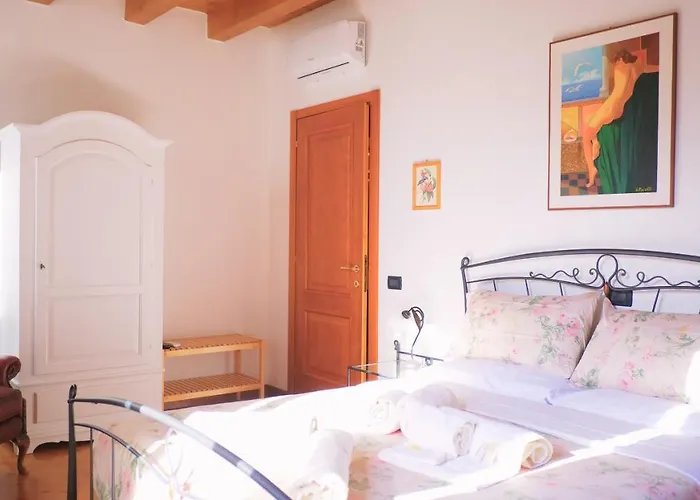 Quintarelli فندق مبيت وإفطار سان بيترو في كاريانو