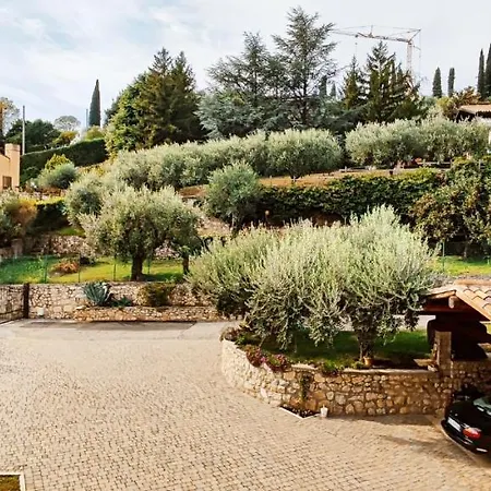 Quintarelli Bed & Breakfast *