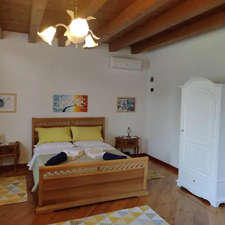 Quintarelli לינה וארוחת בוקר