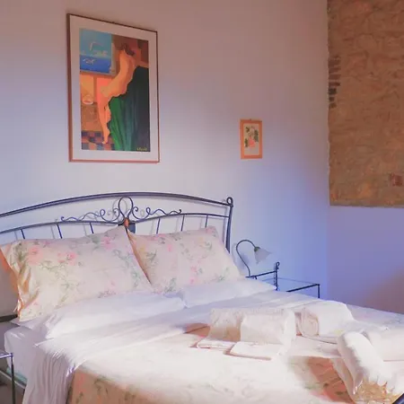 Quintarelli Bed & Breakfast *