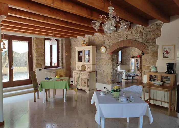 Quintarelli Panzió 4*